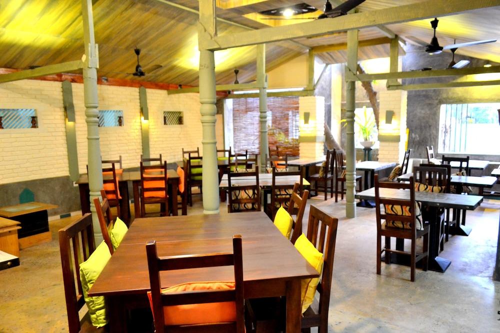 Morning Star Resorts Negombo Exteriör bild